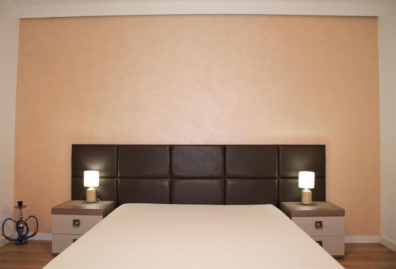 Studio Dristor - Foarte Curat Si Frumos Bucureşti Ngoại thất bức ảnh